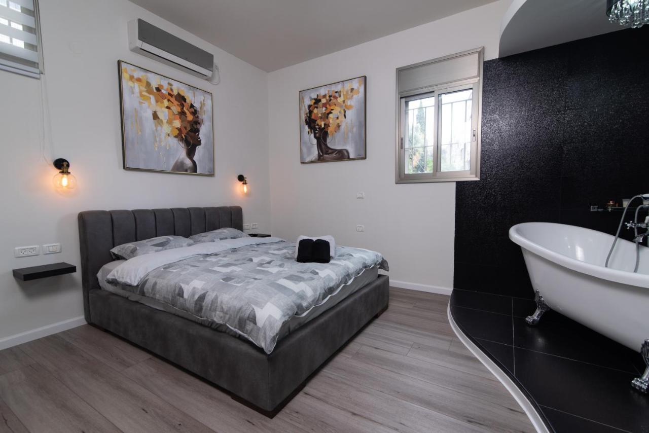 Luxury Room Bahai'S Garden Haifa Bagian luar foto